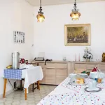 Bed & Breakfast Gomila Brist