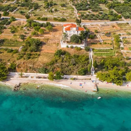 Gomila Frühstückspension 3*