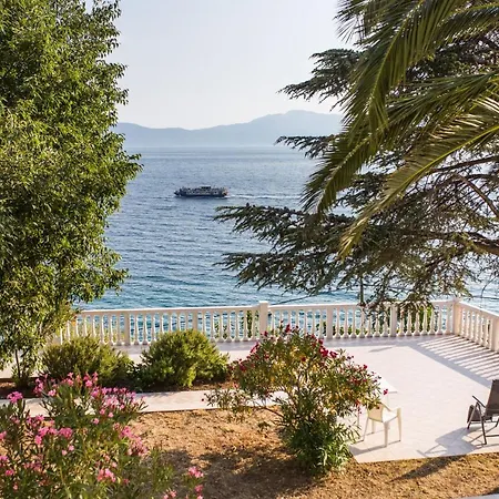 Gomila Frühstückspension 3*