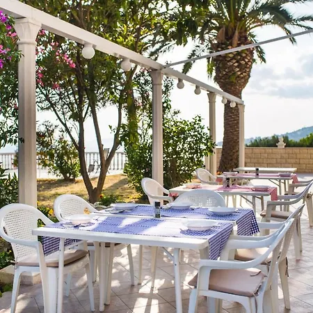 krevet i doručak Gomila Brist