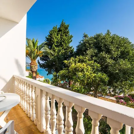 krevet i doručak Gomila 3*